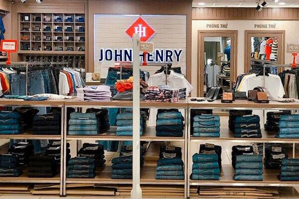 Jacks racks inside a John Henry store